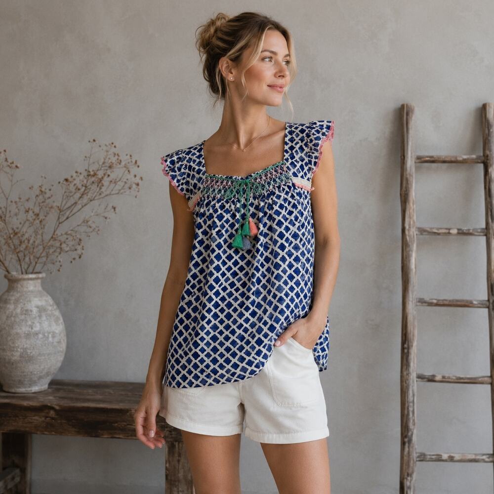 Matilda Jane Nwot Wandering Waters Smocked Top Med
